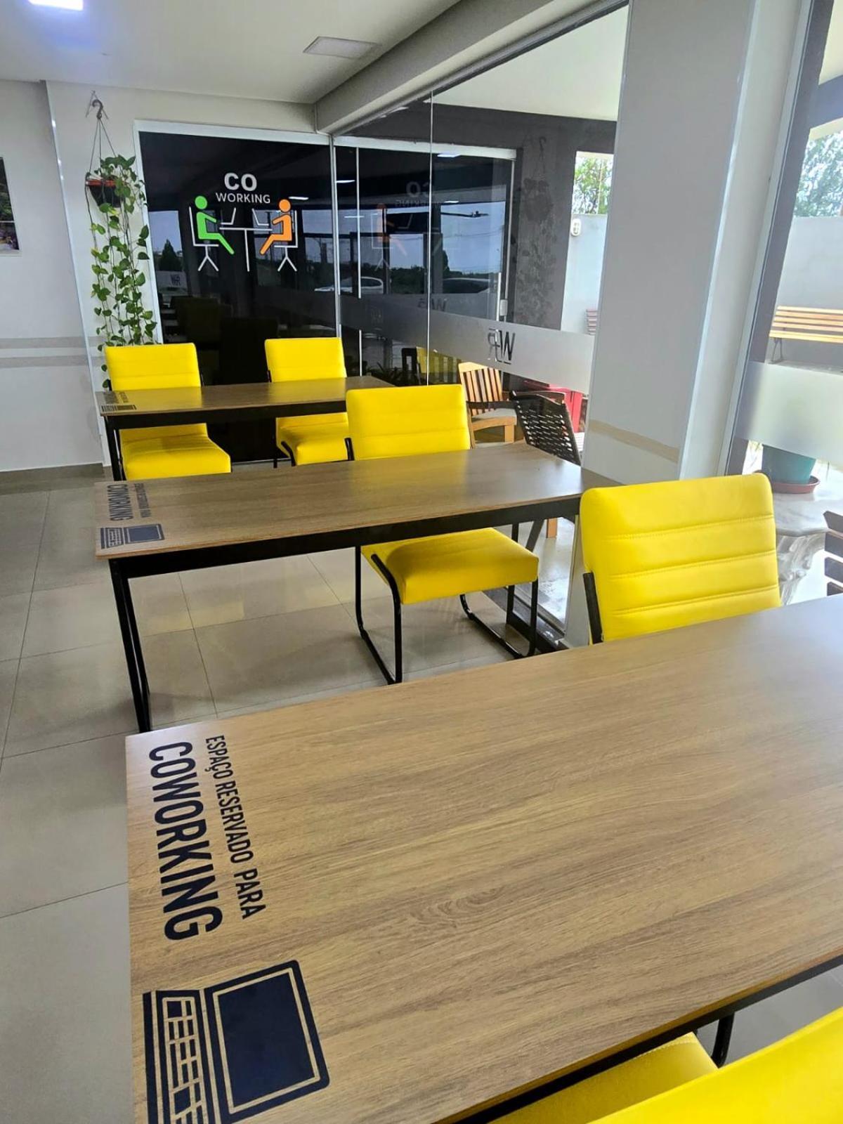Wr Confort Hotel Campo Grande Екстер'єр фото